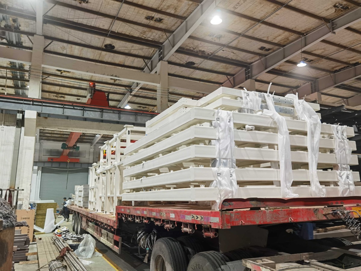 喷砂除锈对钢结构的重要性体现在哪里？