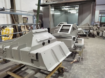 振动机械设备钢结构部件